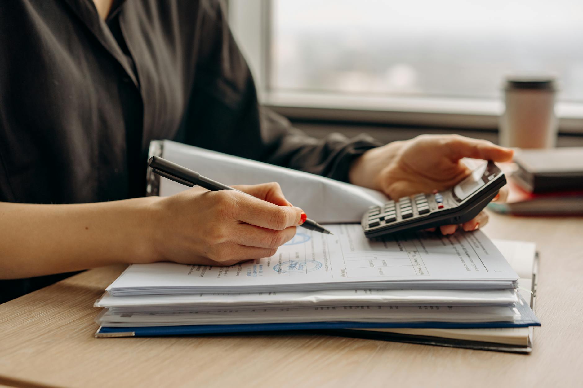 Educational Email Marketing for Financial Brands: How to Build Authority Before Making an Offer
