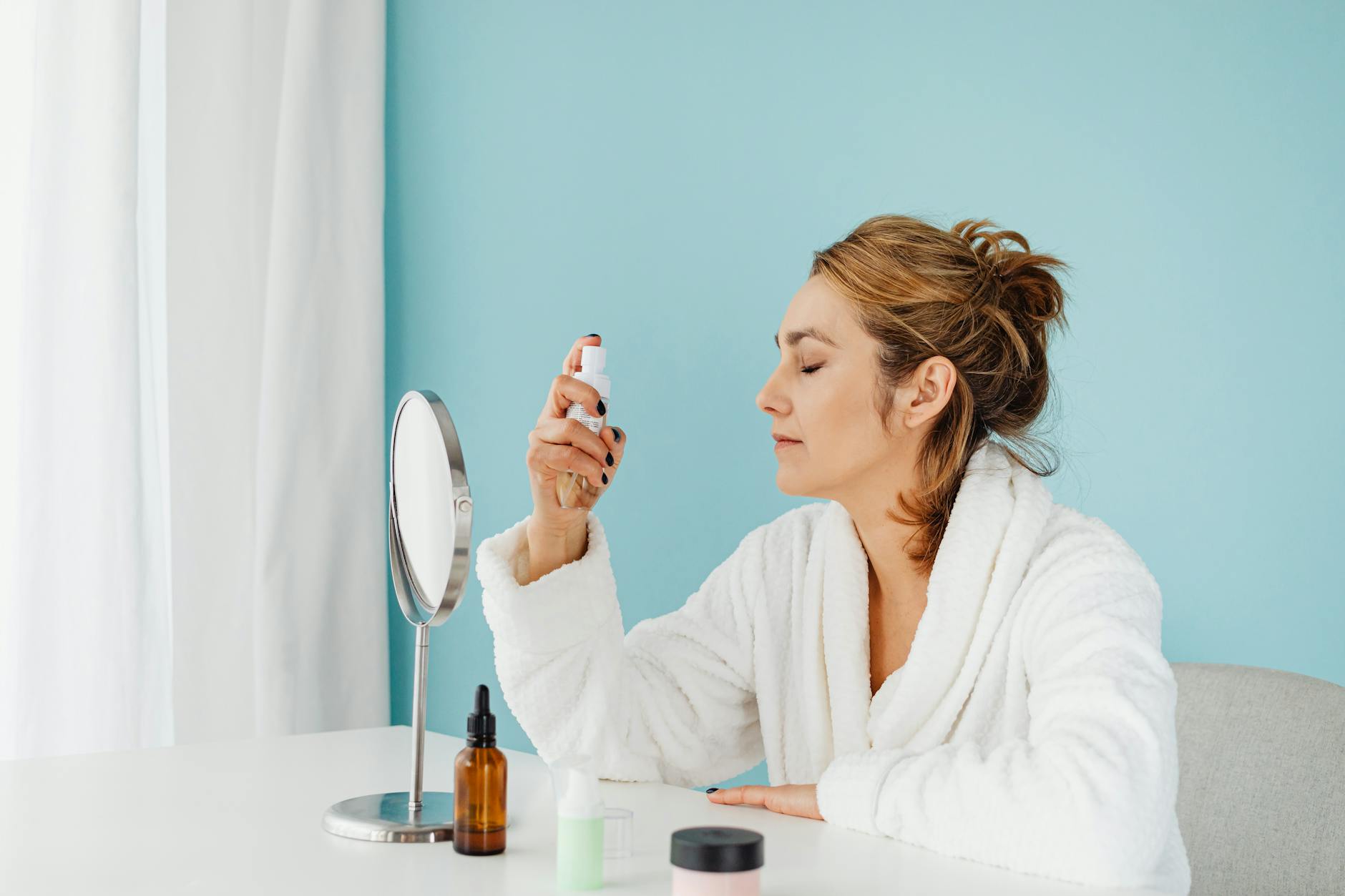 Perfume Email Marketing: How to Sell a Scent Through a Screen
